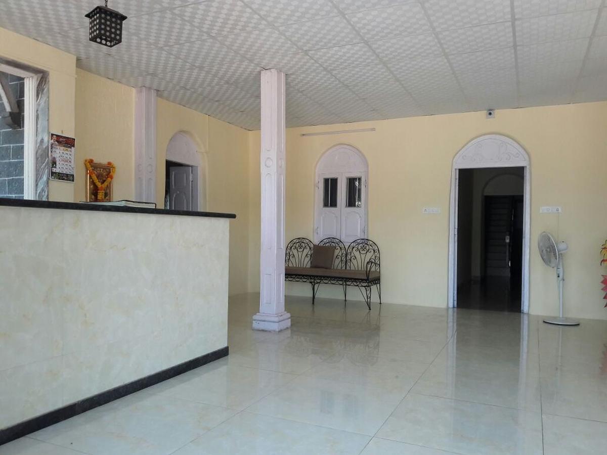 Oyo 11395 Hotel Ritz Heritage Lonavala Ngoại thất bức ảnh
