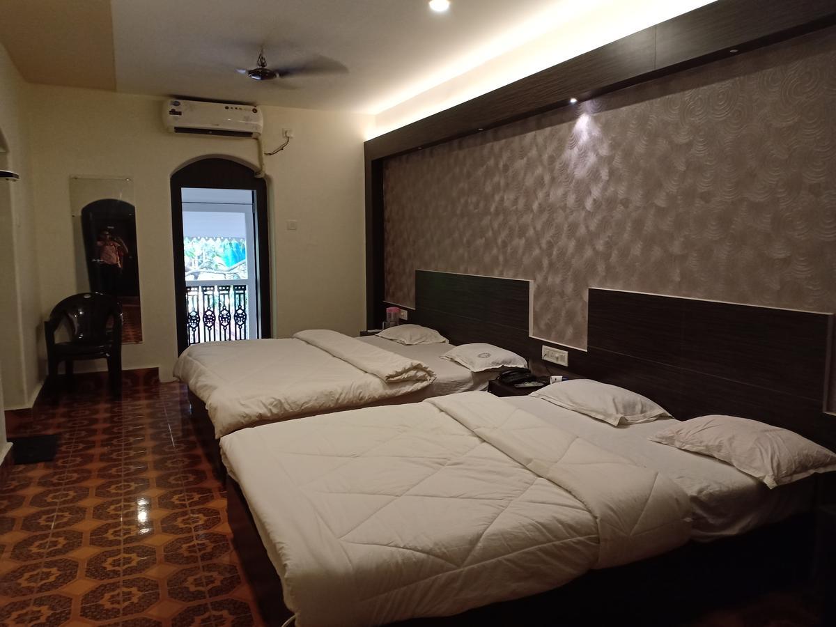 Oyo 11395 Hotel Ritz Heritage Lonavala Ngoại thất bức ảnh