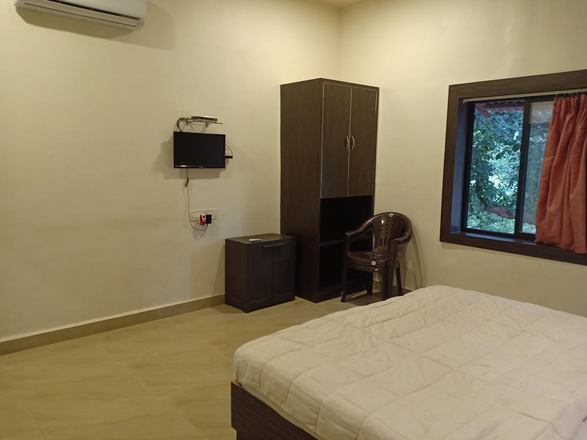 Oyo 11395 Hotel Ritz Heritage Lonavala Ngoại thất bức ảnh